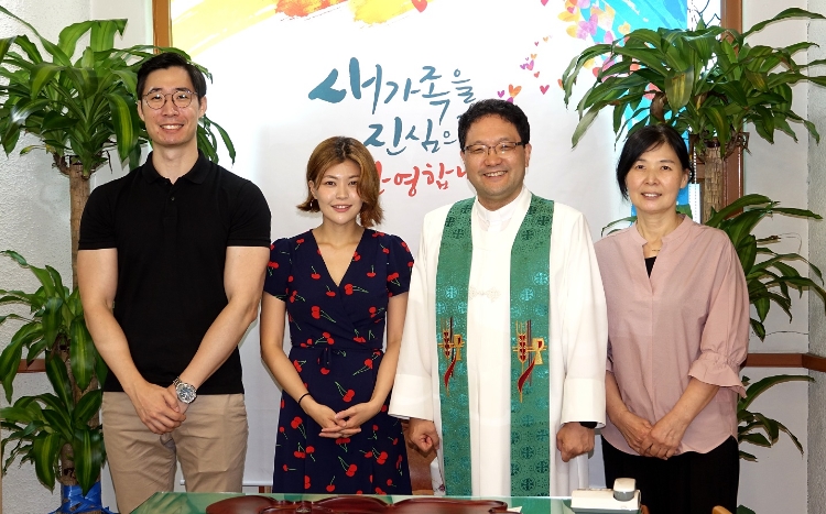이승아성도(전도자: 허미경권사 박지환청년)