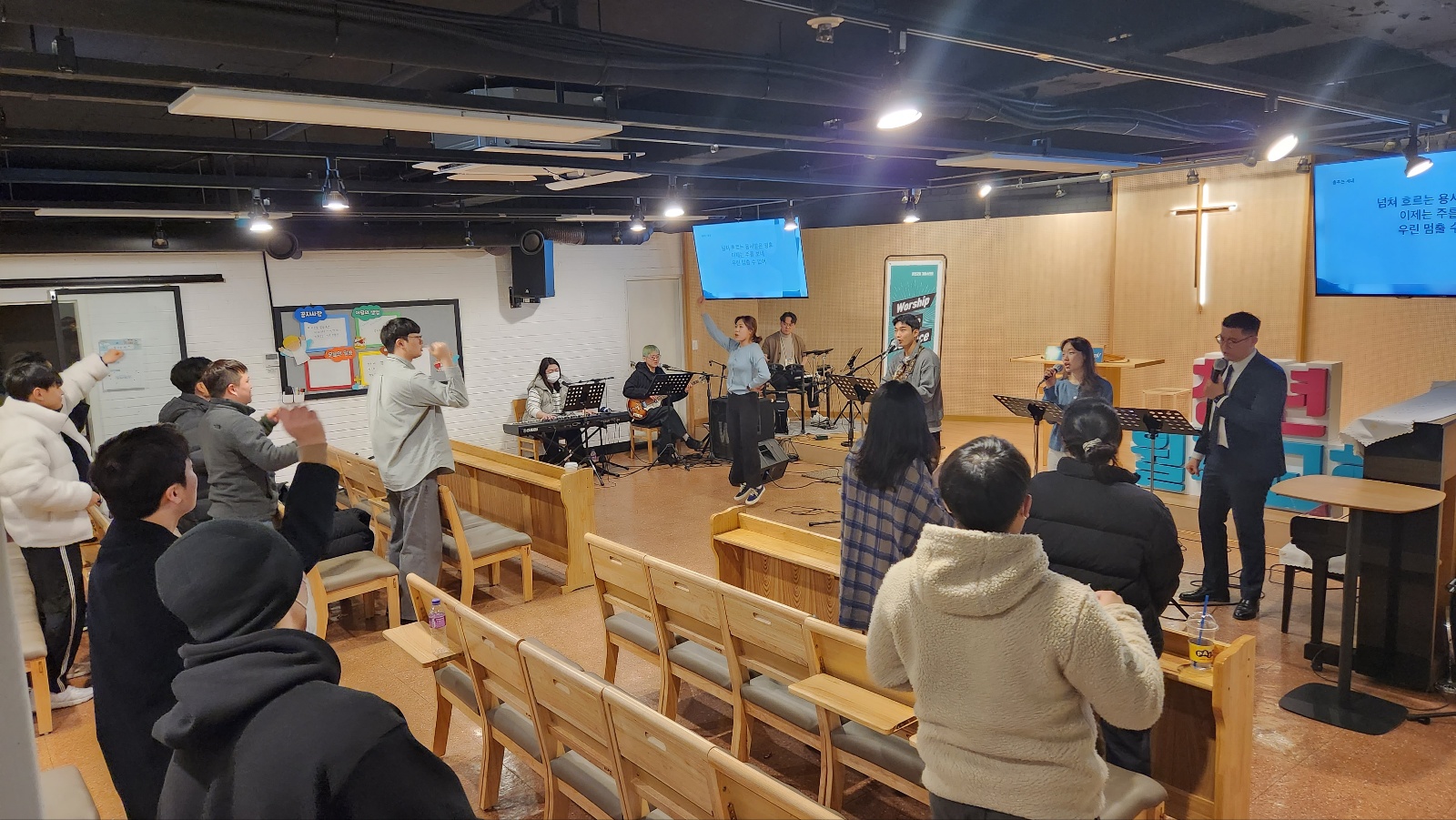 청년교회 겨울수련회(26일)